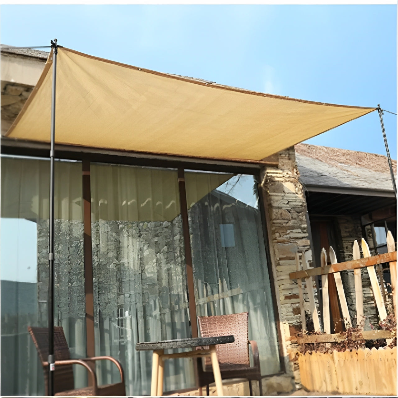 Toldo com Proteção UV │Houzzi - Houzzi